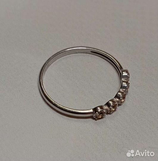 Серьги, кольцо (бижутерия)