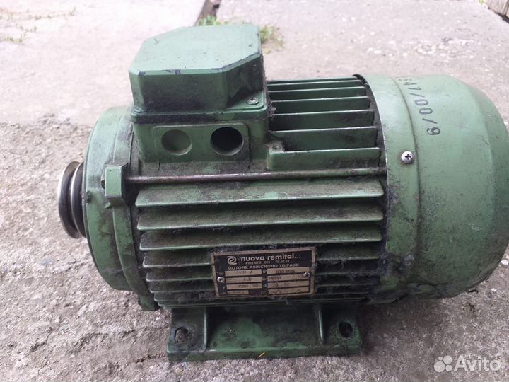 Электродвигатель асинхронный трёхфазный