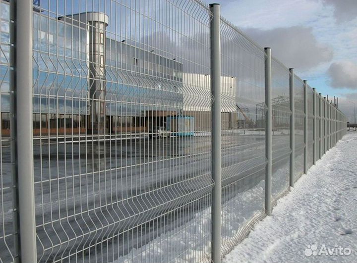 Забор из 3D сетки коричневой промышленная зона