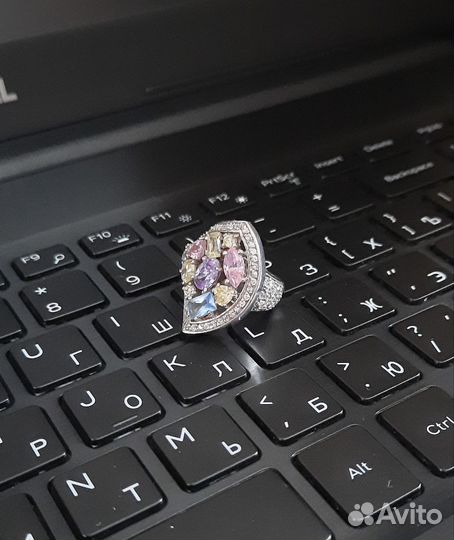 Серебряное кольцо женское