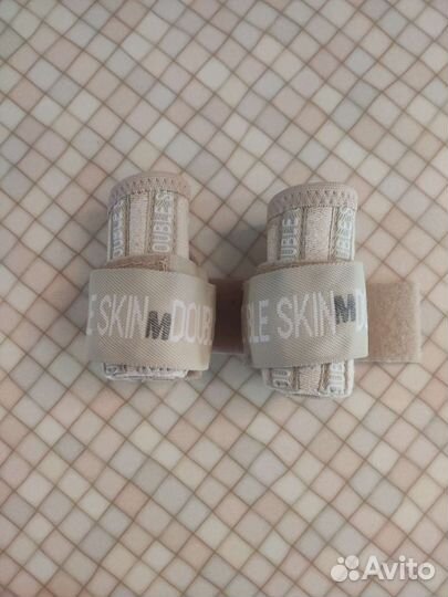 Фиксаторы запястья женские