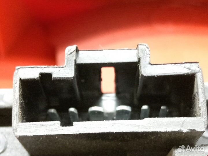 Фонарь задний для Peugeot-Citroen Picasso 6351T2