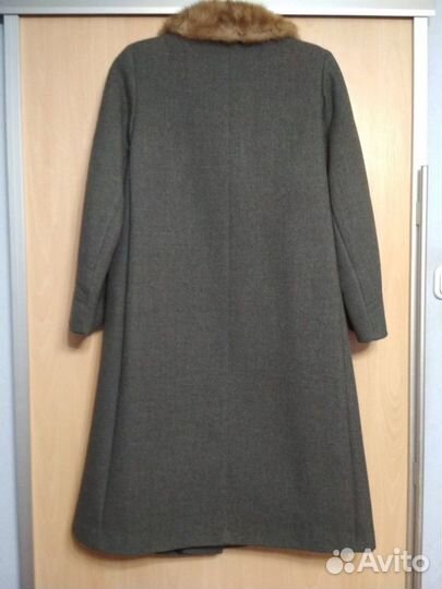 Норковая шапка 56-57 и пальто зимнее 48-50
