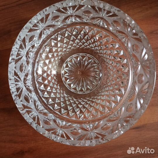 Вазы хрустальные парные