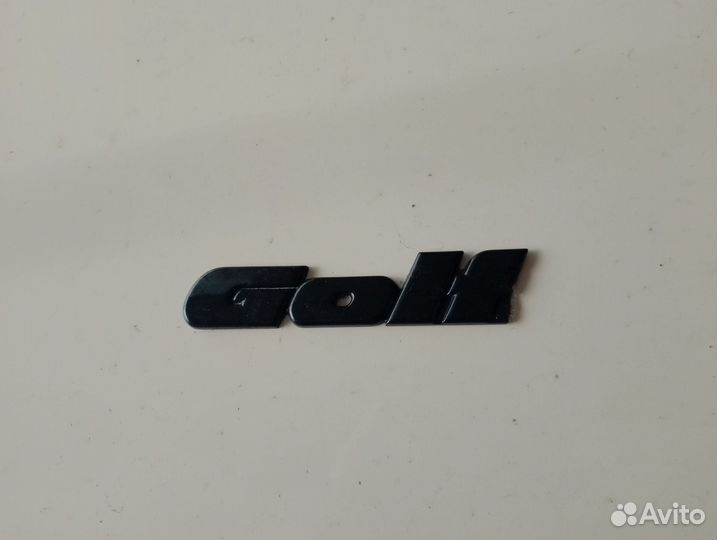 Эмблема Volkswagen golf 2,3