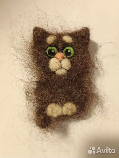 Значки из валяной шерсти ручной работы