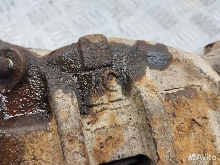 Суппорт передний правый Chery Tiggo t11 FL 1.8