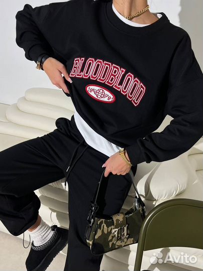 Спортивный костюм женский