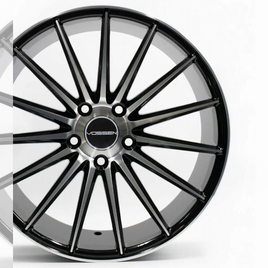 Литые диски Vossen VFS-2 8×R18 5×114.3