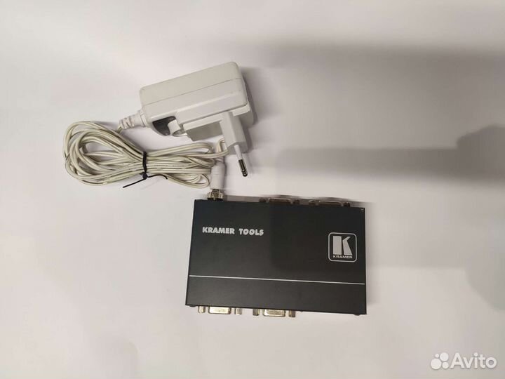 Видео разветвитель,делитель видео сигнала,сплиттер