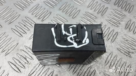 Блок иммобилайзера toyota RAV 4 ZCA2 (6AR10M201)