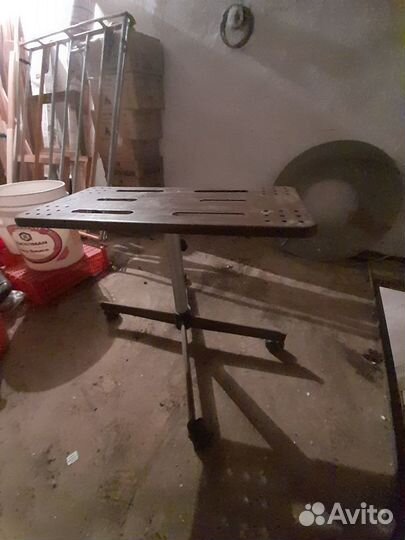 Подставка под телевизор