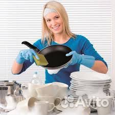 Мойщица посуды