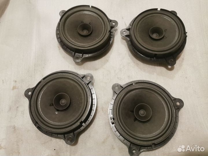 Динамик в двери Nissan Qashqai J10