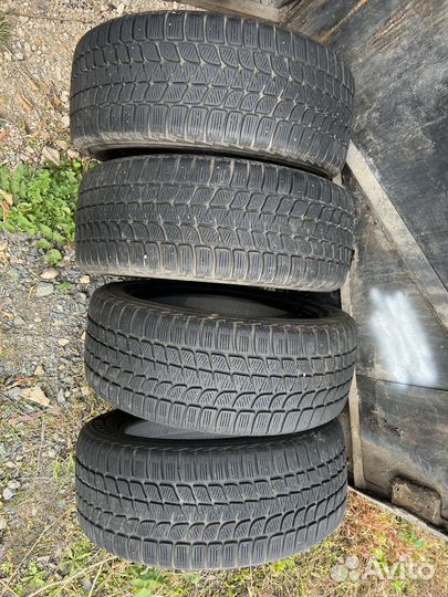 Bridgestone Blizzak LM-25 235/55 R18 100