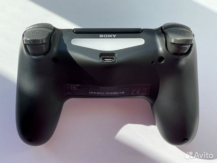 Джойстик геймпад PS4 Sony DualShock 4 оригинал