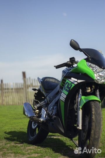 Мотоцикл Skyway Racer RC250-CS Дорожный Скайвей