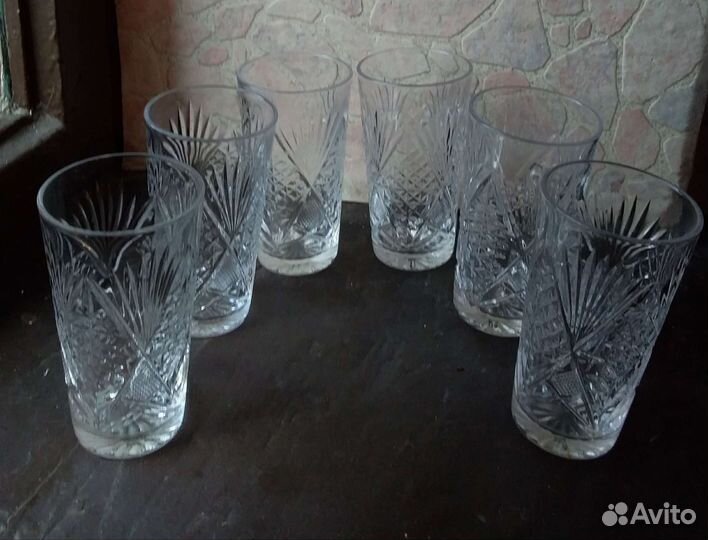Вазы, стаканы, салатники