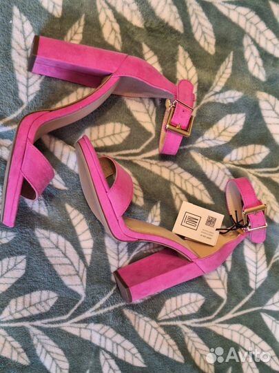 Сандалии mohito