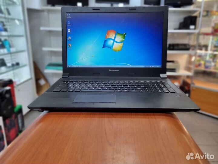 Ноутбук Lenovo B50-45 с хорошей батареей