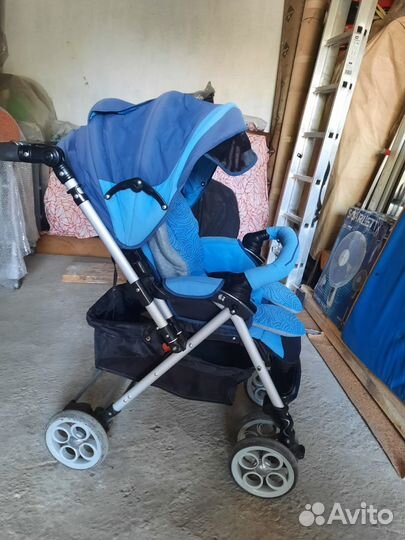 Прогулочная коляска