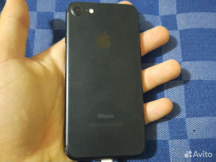 iPhone 7, 32 ГБ