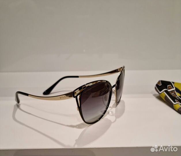Солнцезащитные очки bvlgari