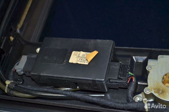 Люк в крыше scania R-series (01.04)