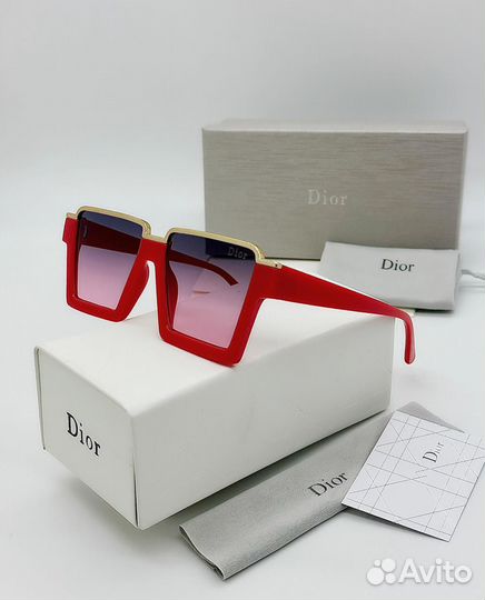 Солнцезащитные очки женские Dior