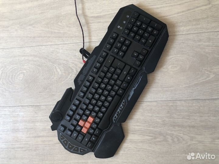 Игровая клавиатура