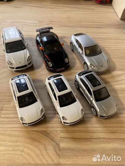 Машинки игрушечные