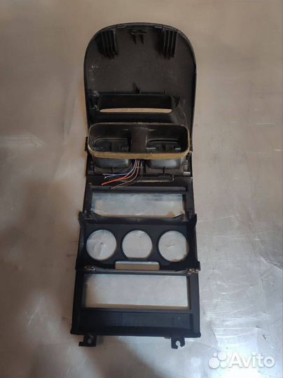 Рамка магнитолы Opel Astra G 2001 90561237