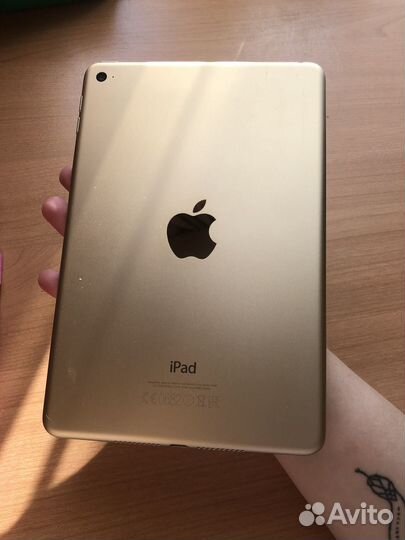 iPad mini 4 64gb