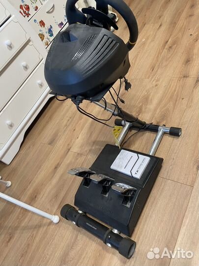 Игровой руль с педалями для ps4