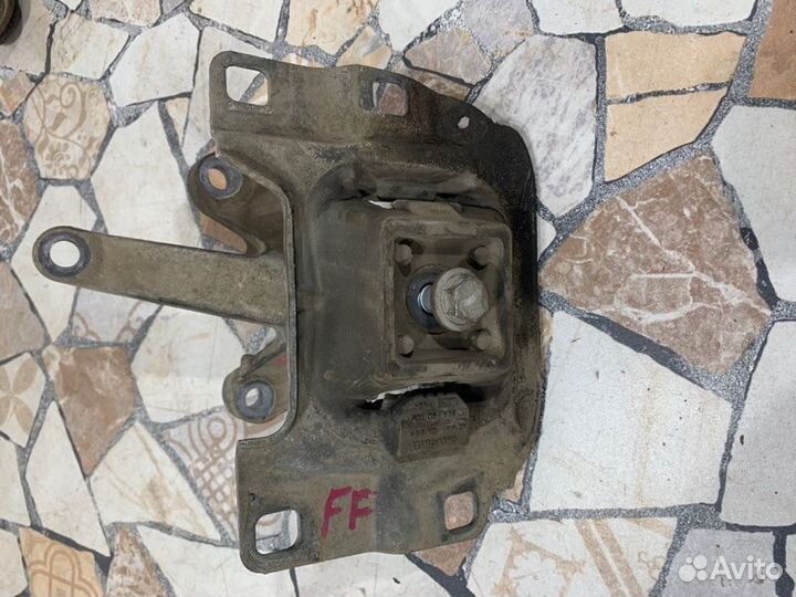 Подушка коробки передач Ford Focus хэтчбэк 1.6