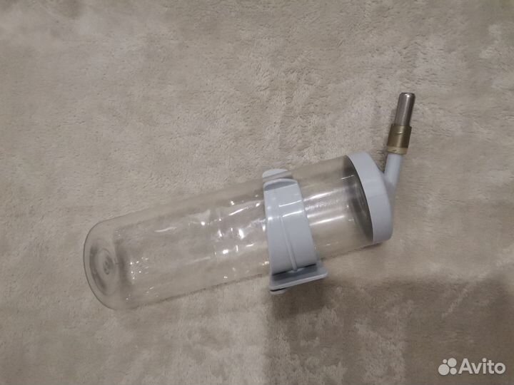 Поилка для крупных грызунов. Примерно 24см, 500 мл