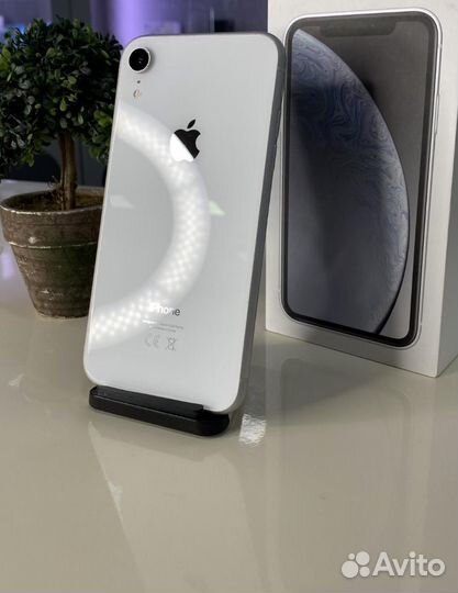 iPhone Xr, 64 ГБ