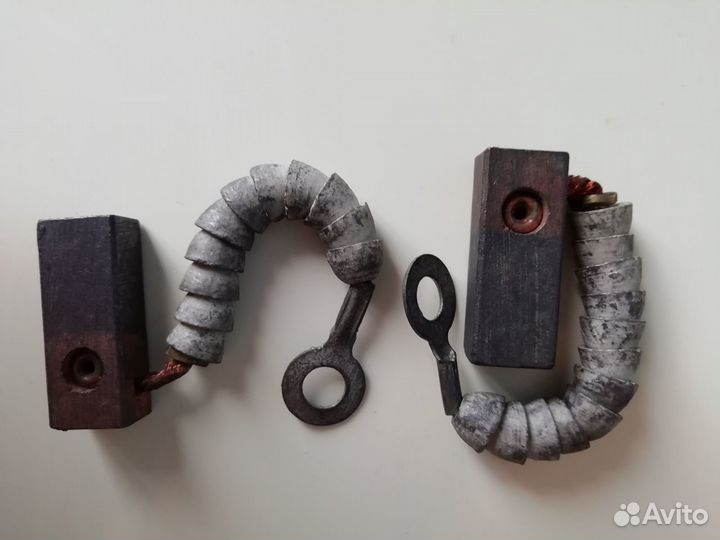 Щетки графитовые и меднографитовые