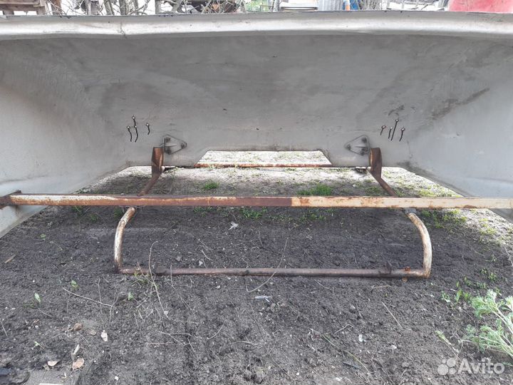 Продам спойлер