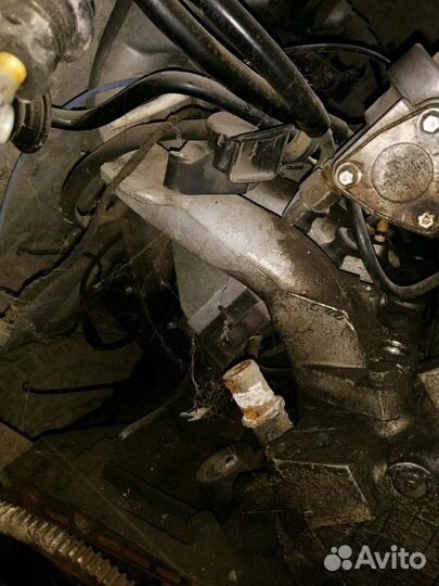 Двигатель на Мерседес 2.2 W202