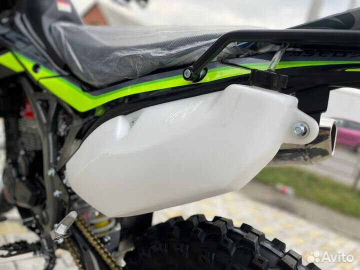 Кроссовый мотоцикл BSE Z6 Neon Track