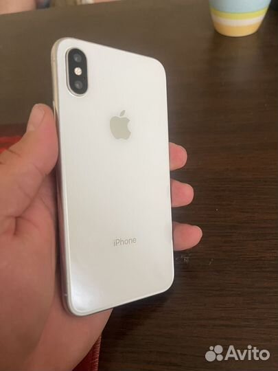 iPhone X, 64 ГБ