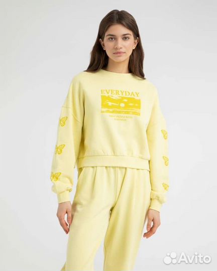 Спортивный костюм женский