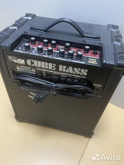 Комбоусилитель Roland cube-60XL bass