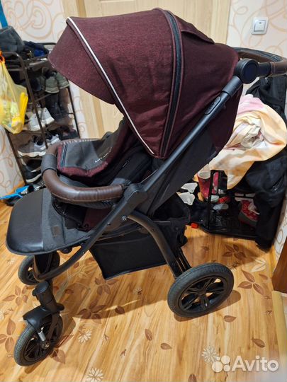 Прогулочная коляска bubago cross air