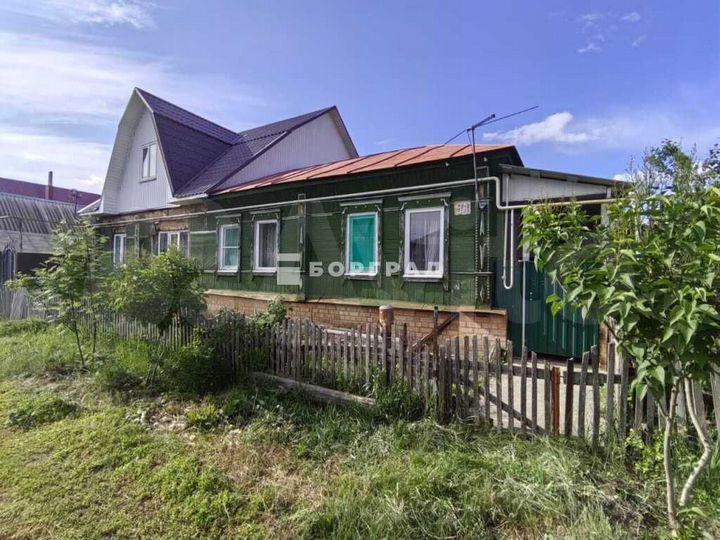 Дом 71,9 м² на участке 1 сот.