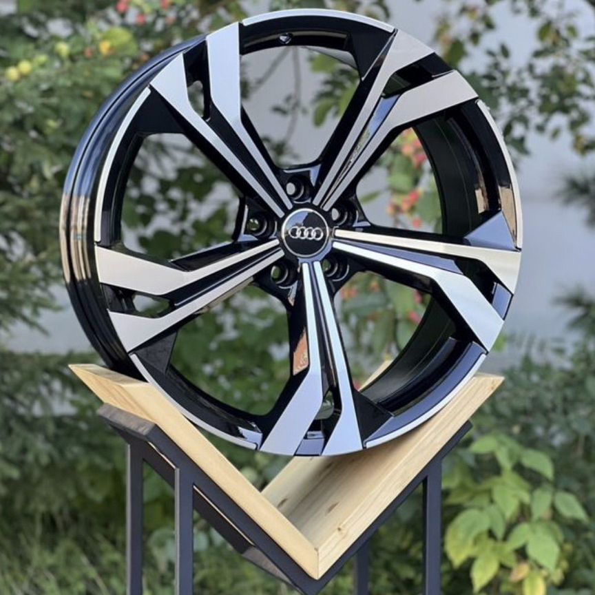 Литые диски Audi 8.5×R20 5×112