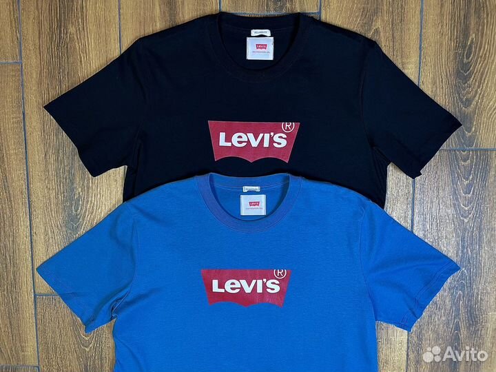 Футболка Levis