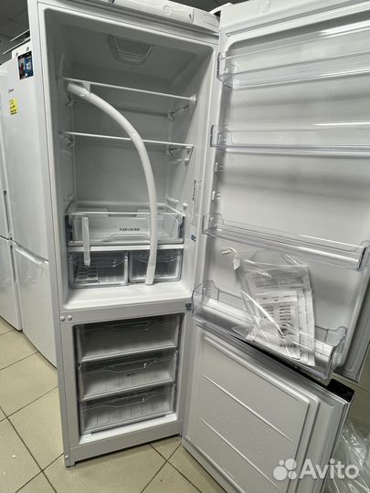 Холодильник Indesit 185см Новый