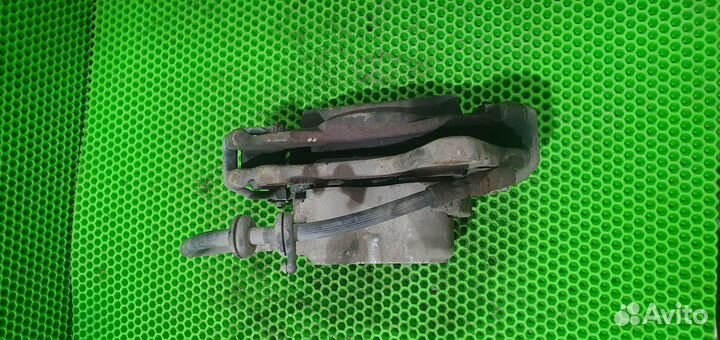 Суппорт тормозной передний правый Chevrolet niva